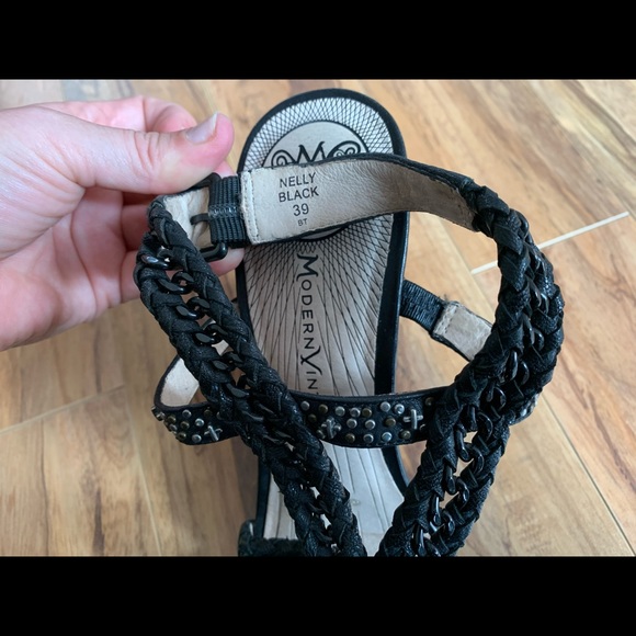 Modern Vintage Black Wedge Sandals - Picture 8 of 10